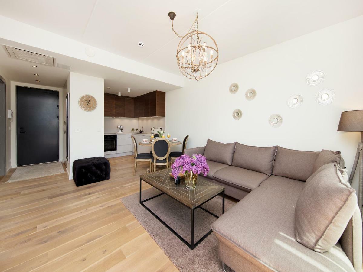 One Apartments 페르누 외부 사진
