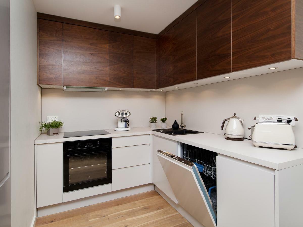One Apartments 페르누 외부 사진