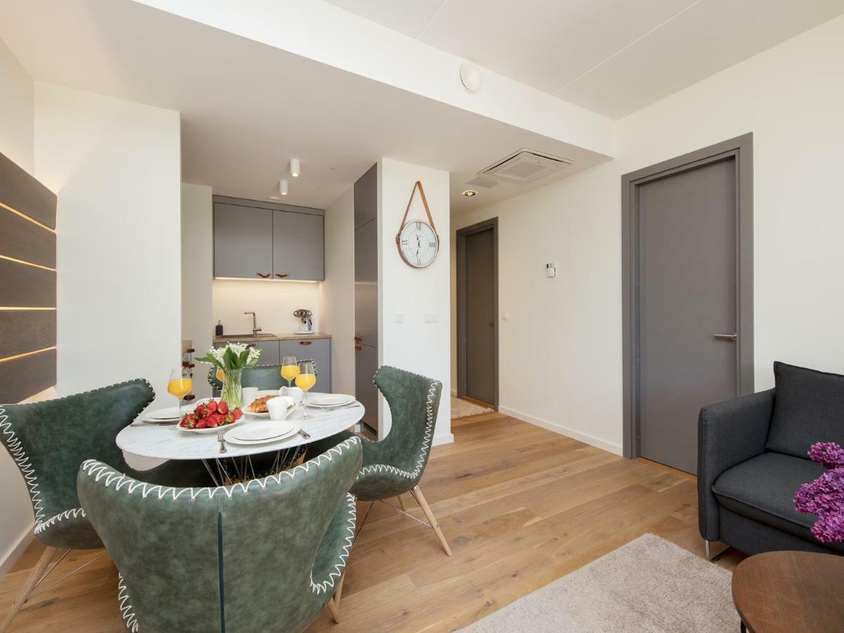 One Apartments 페르누 외부 사진