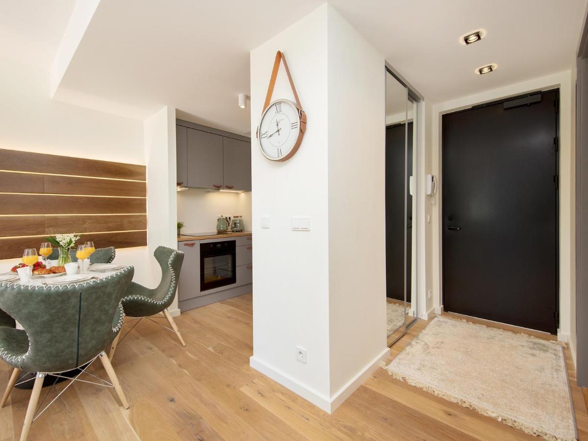 One Apartments 페르누 외부 사진